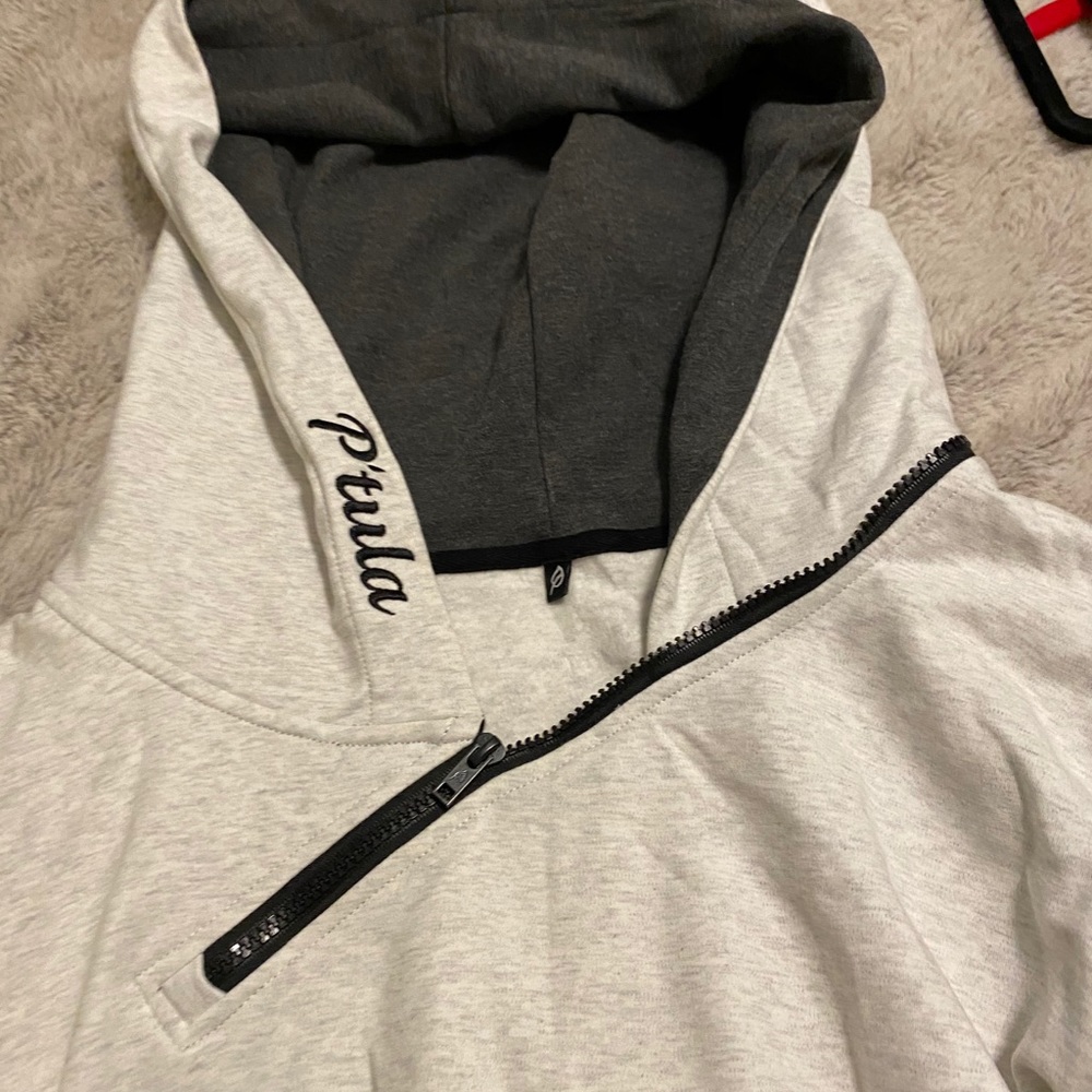 Ptula Jordan Cropped Pullover